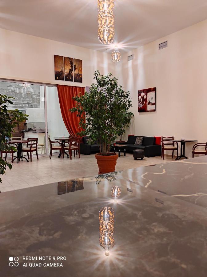 Sofias Hotel Ioannina Exterior photo